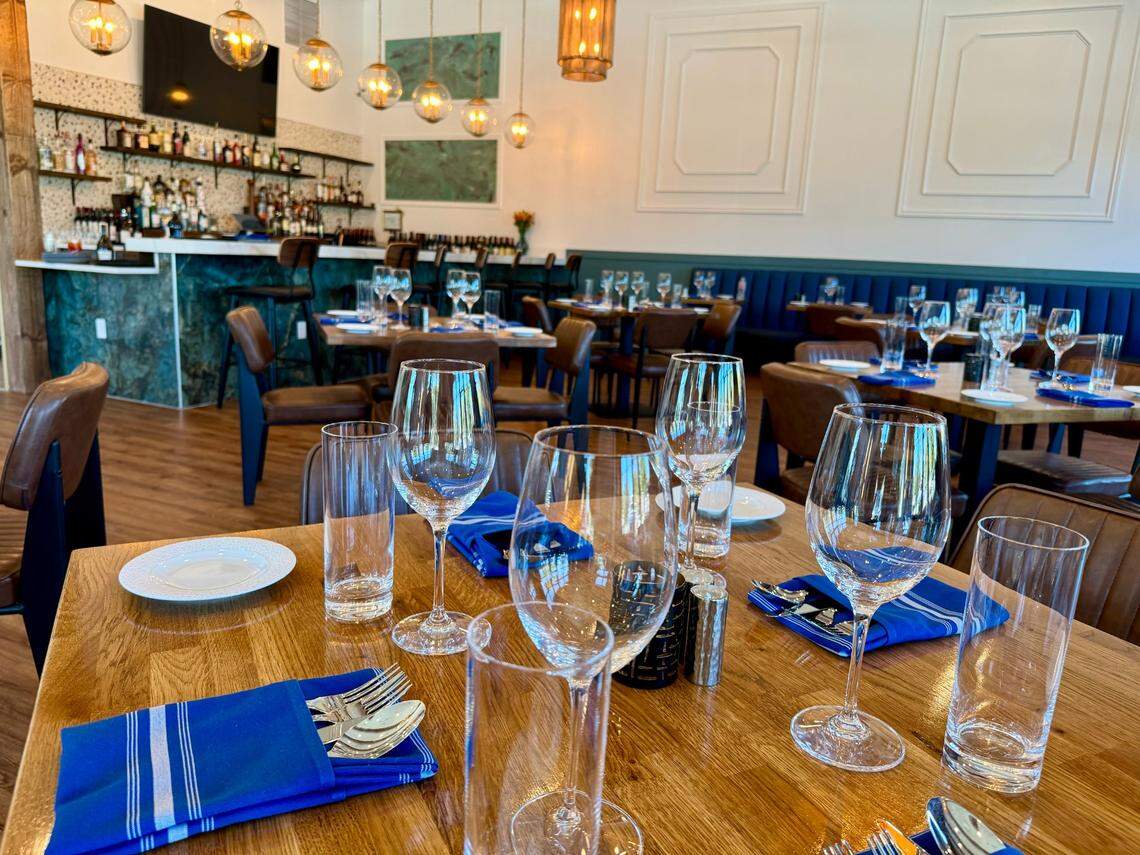 Acquario Seafood is a simple Italian restaurant in Keller near the Southlake border.