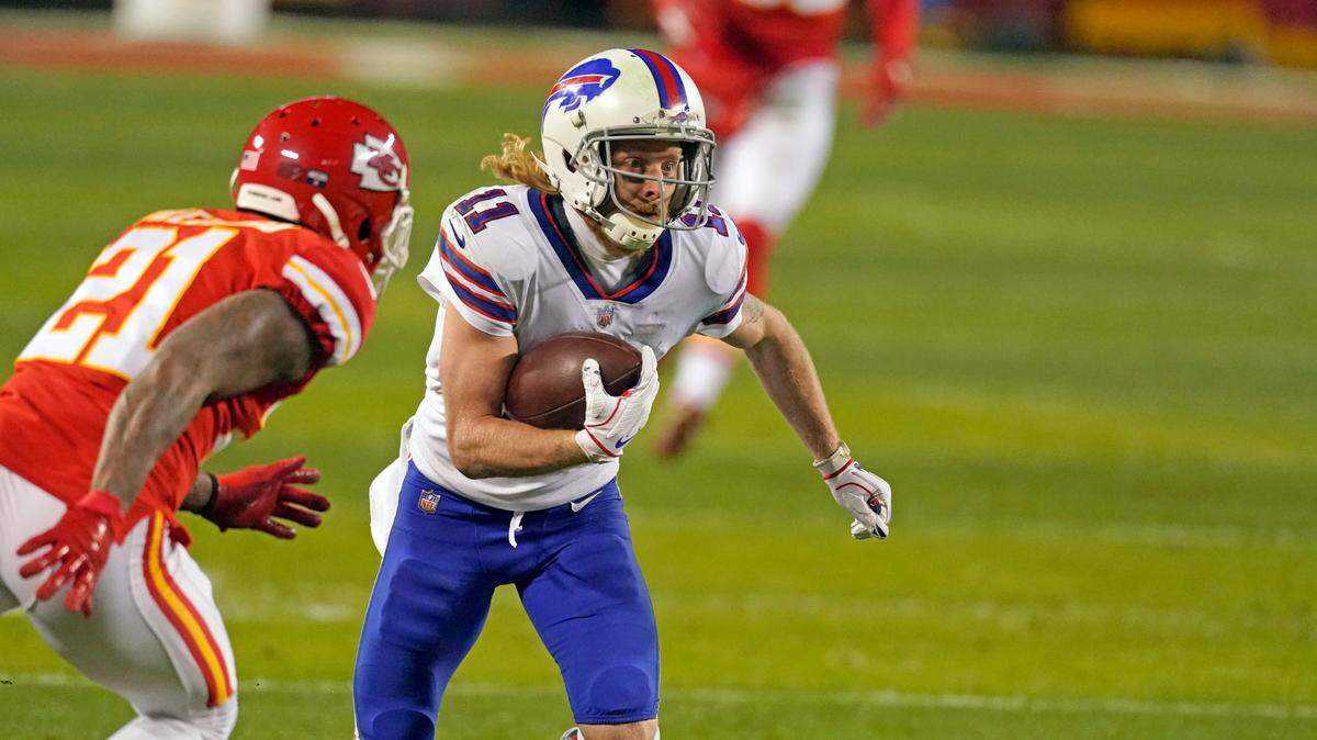 Buffalo Bills wide receiver Cole Beasley runs from Kansas City Chiefs cornerback Bashaud Breeland in Sunday’s loss in the AFC Championship. Beasley announced Monday that he partially broke his fibula in Week 16.