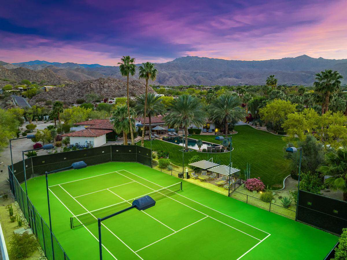 Tennis court