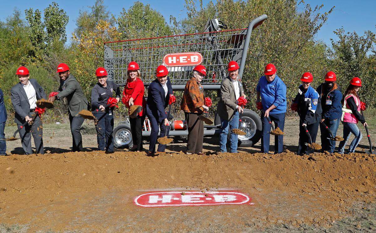 Euless and Bedford city officials break ground on Tarrant County’s third H-E-B the morning of Nov. 21, 2024. The new store is expected to bring 600 jobs to the area. 