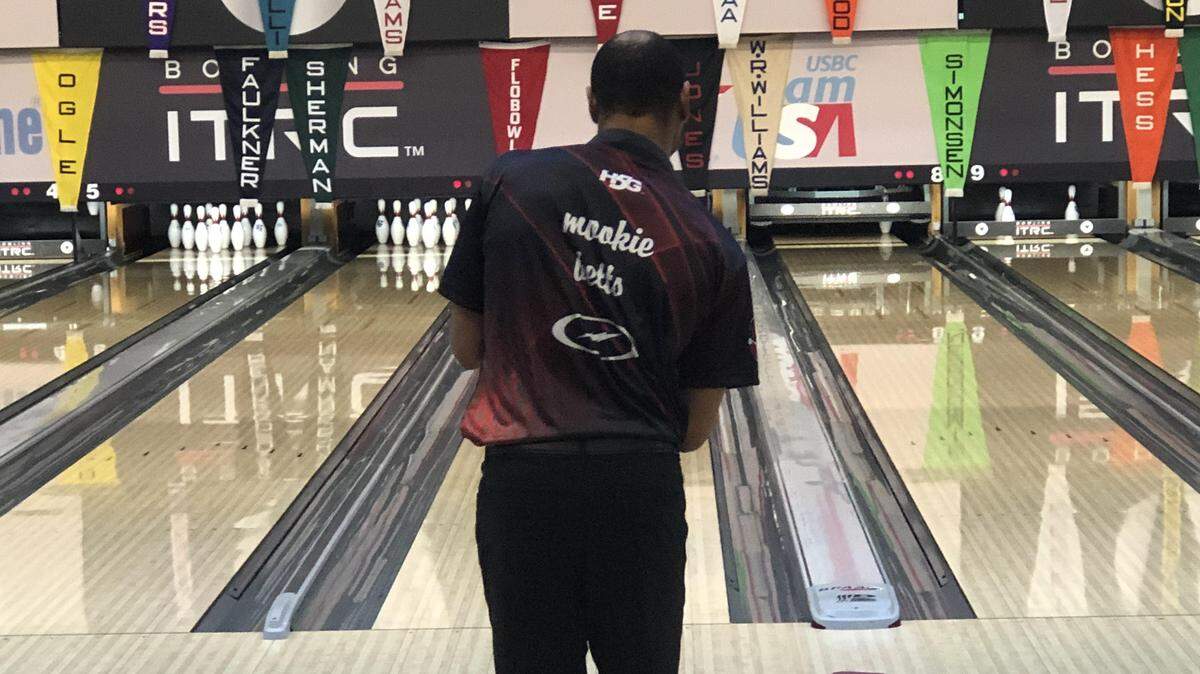 Mookie Betts looks like he belongs on the PBA Tour. The All-Star baseball player bowls like he belongs, too.