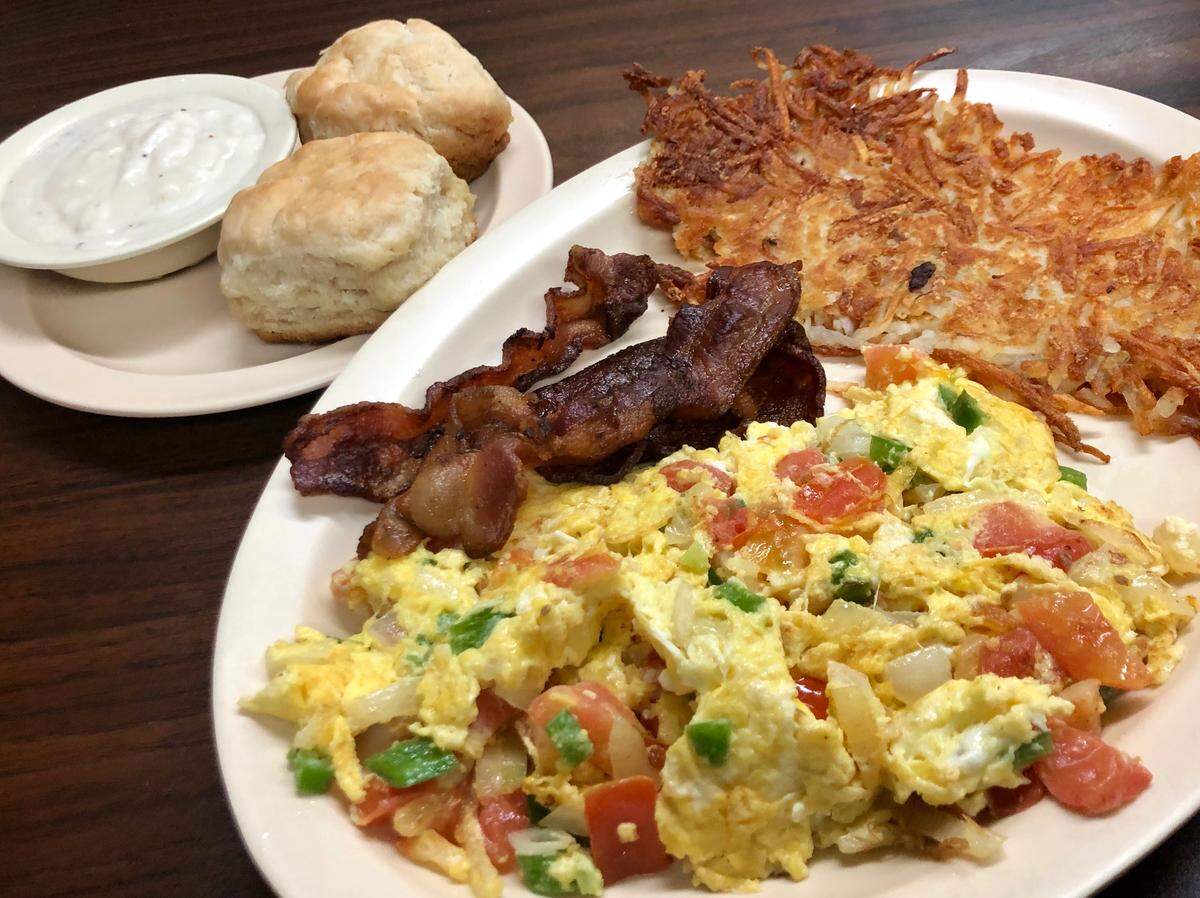Eggs Mexicana with bacon at the Aledo Diner.