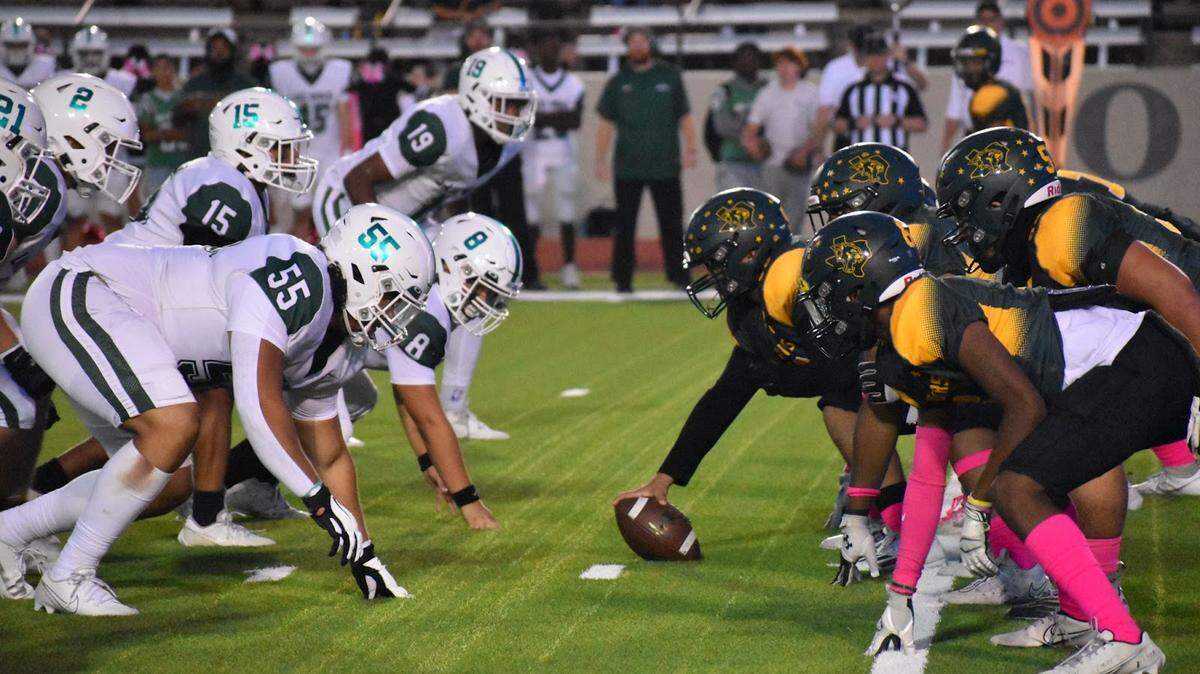Lake Worth faces off against Fort Worth Western Hills during a high school football game at Farrington Field in Fort Worth, Texas Thursday, October 19, 2023.