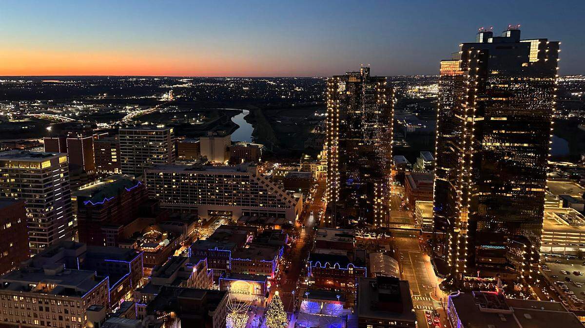 A north-facing view of the Fort Worth skyline. The Metroplex is still growing immensely, but the starkest change is happening in the eastern side of the region.