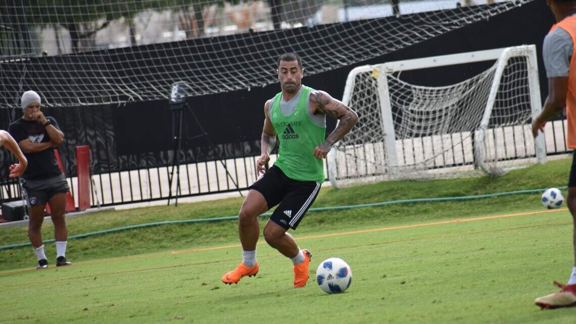 Pedroso se gana puesto en FC Dallas
