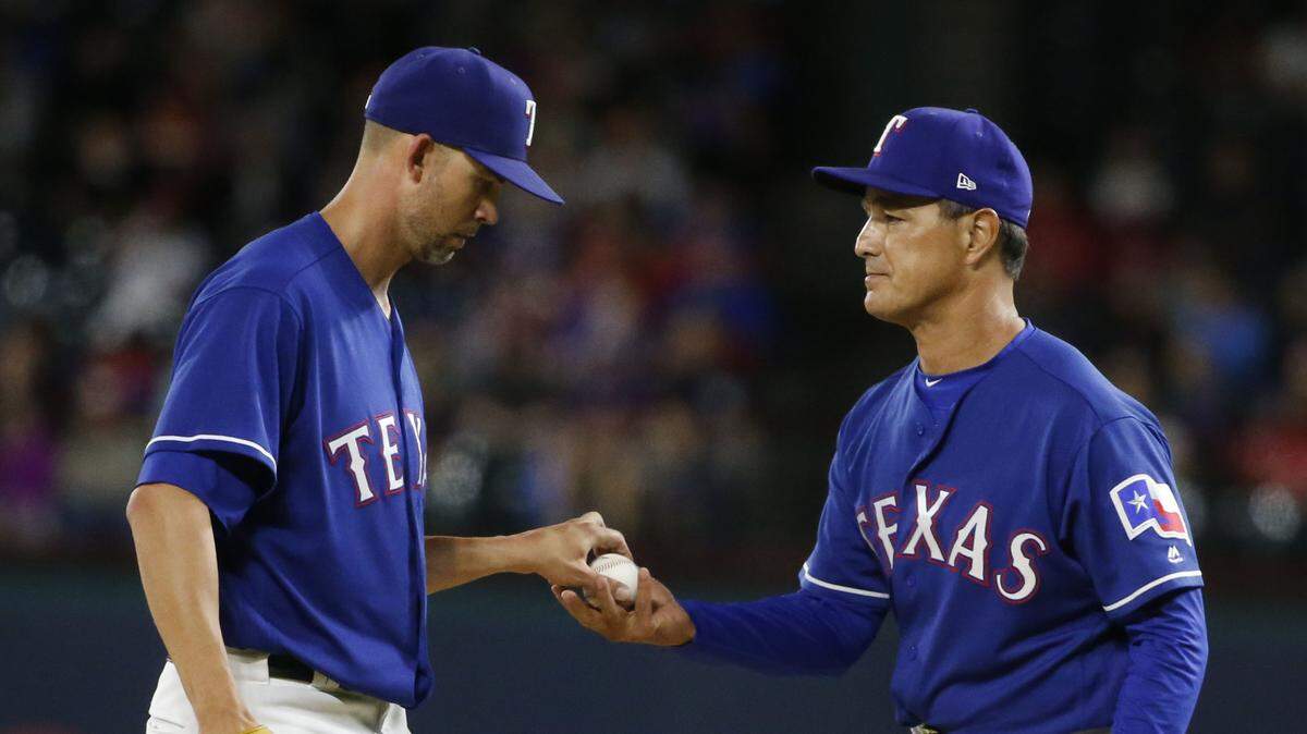 Interim manager Don Wakamatsu had to take the ball Saturday night from Mike Minor in the fifth inning, even though the left-hander opened with four scoreless frames in an eventual 13-0 loss.