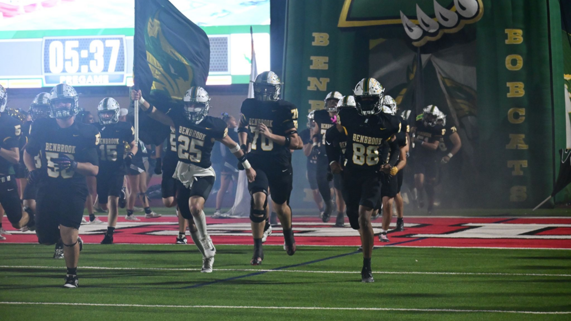 Benbrook builds momentum, pulls away from Fort Worth Western Hills