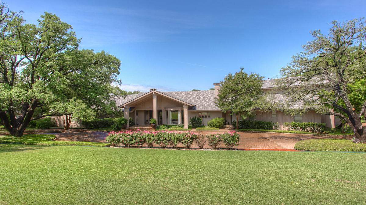 The home at 4404 Ridgehaven Road is priced $1,800,000.  