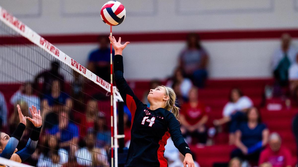 Morgan Howard (14) and Colleyville Heritage enter the playoffs as a team to watch.