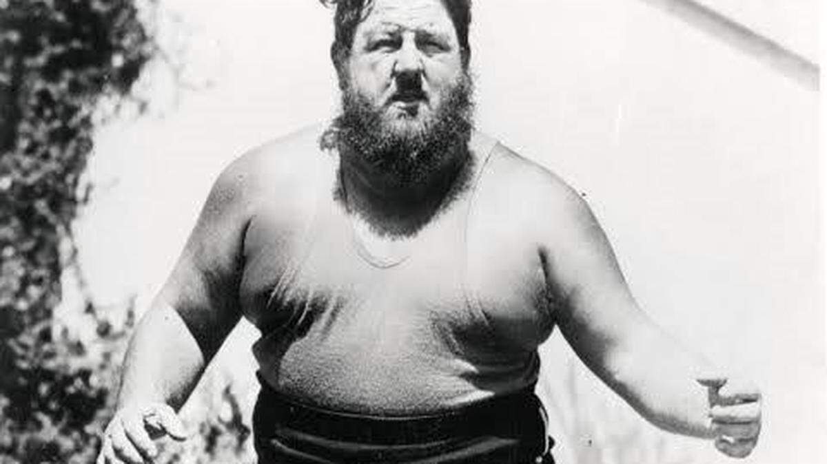 Man Mountain Dean, who weighed 340 pounds, was among the popular professional wrestlers who visited Fort Worth in the 1930s.