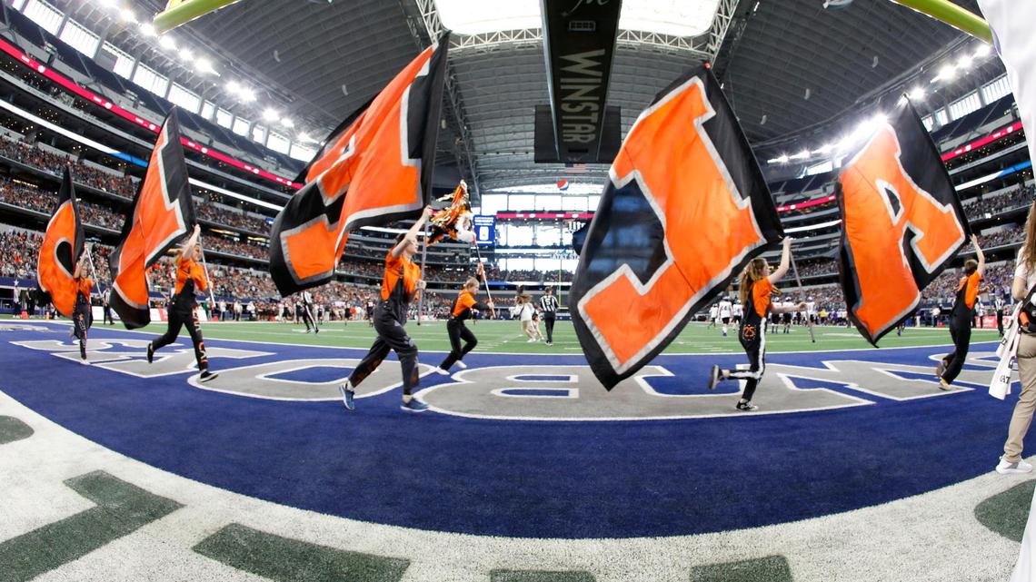 Would a statewide school voucher program threaten the Aledo Bearcats’ football dominance? (Star-Telegram/Bob Booth)