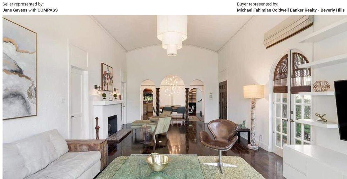 Living room.