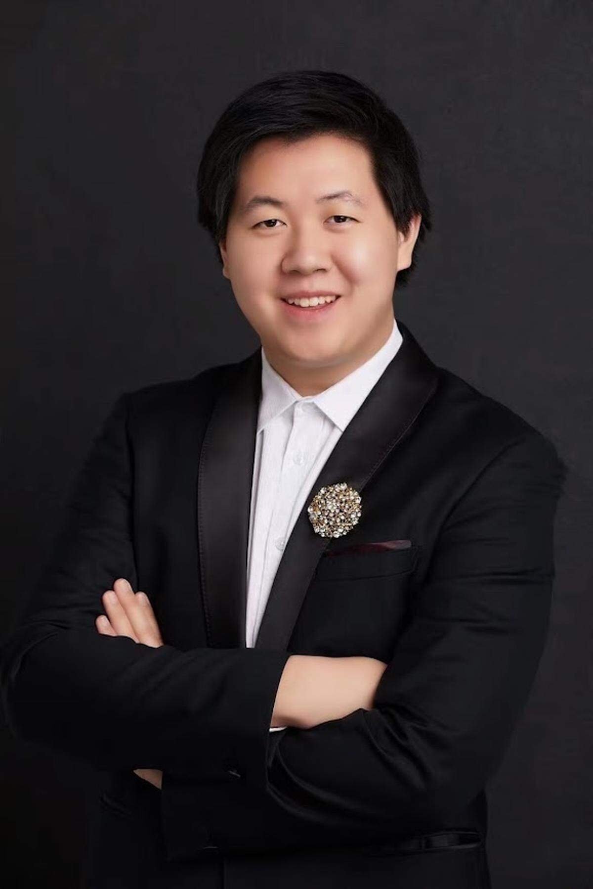 Shuan Hern Lee
