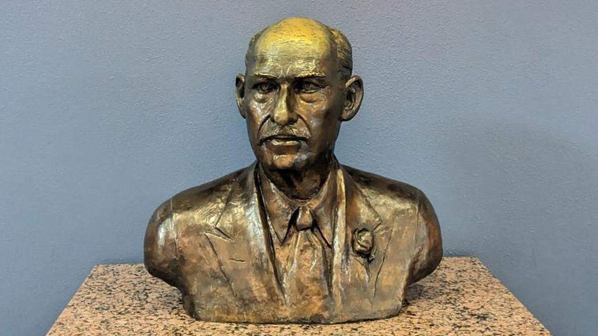 A bust of former UT Arlington president E.H. Hereford is on display on the first floor in the University Center. Some students want it removed from public display because of the racism that flourished on campus during his tenure.