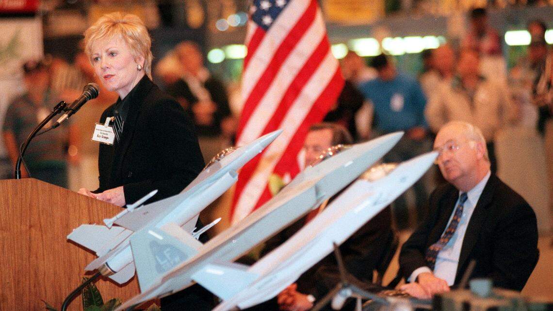 Analysis: U.S. defense contractors are getting a huge share of taxpayer dollars