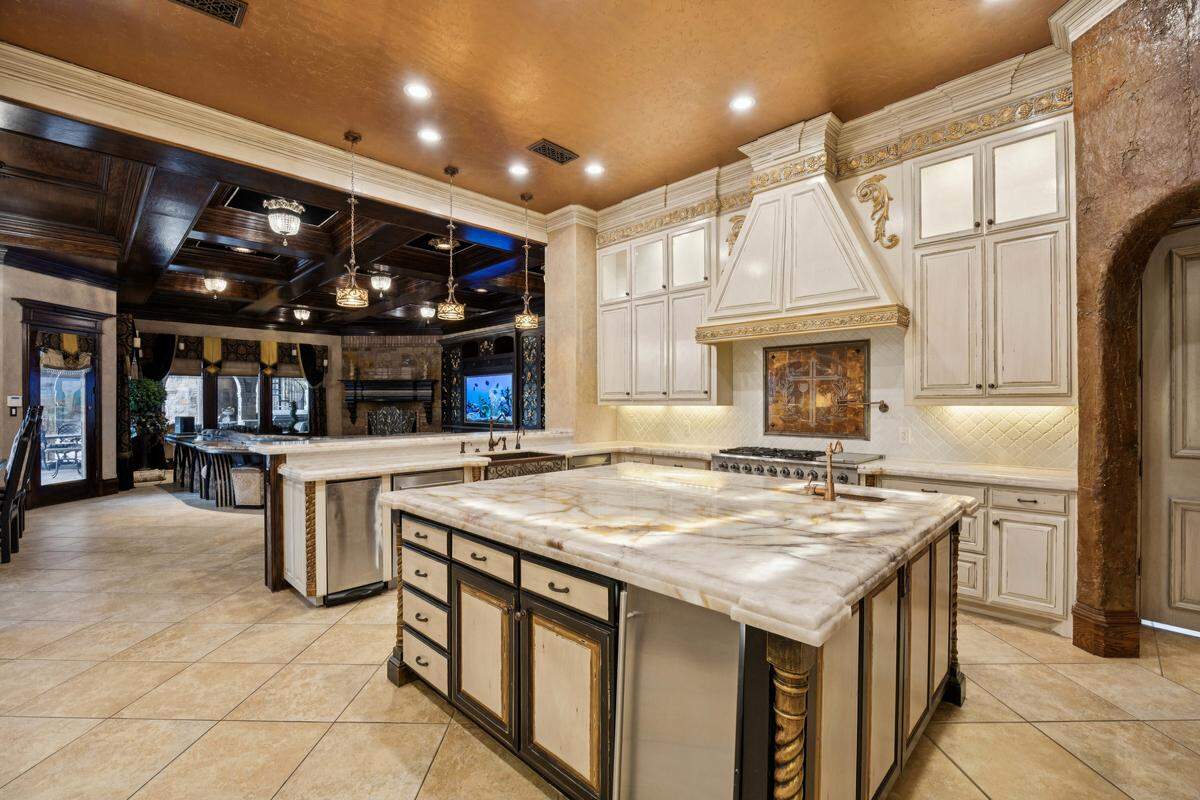 Inside the 9553 Bella Terra Drive mansion in Fort Worth