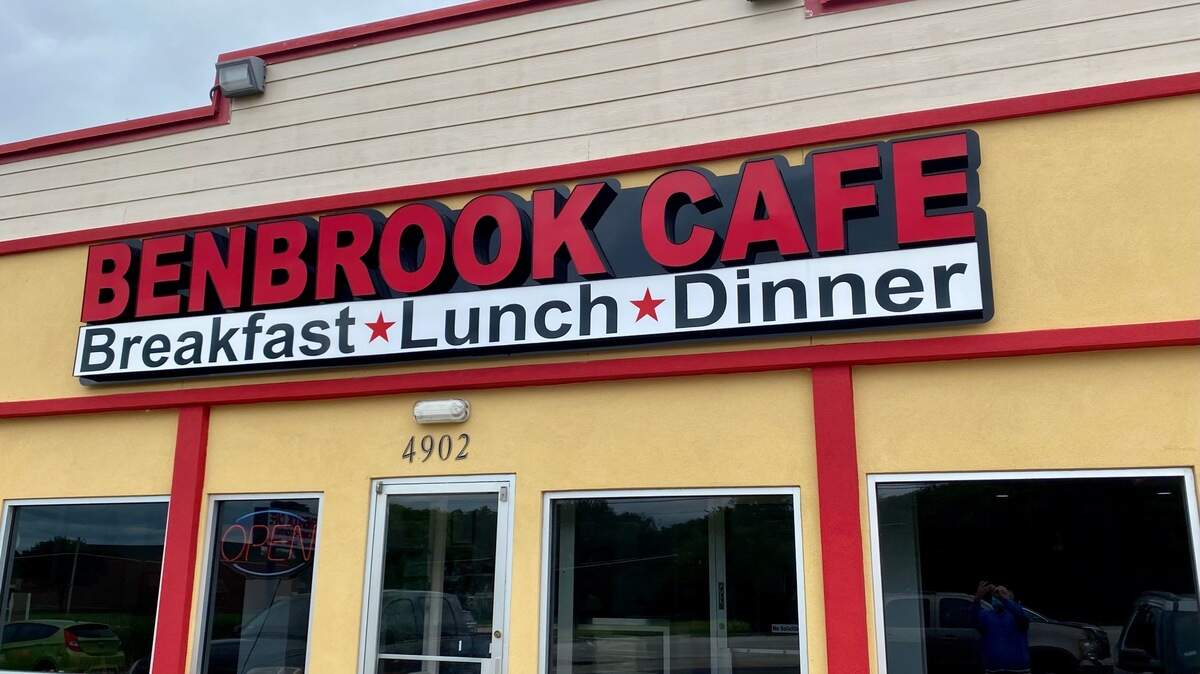 Benbrook Cafe serves plate lunches and pies all day.