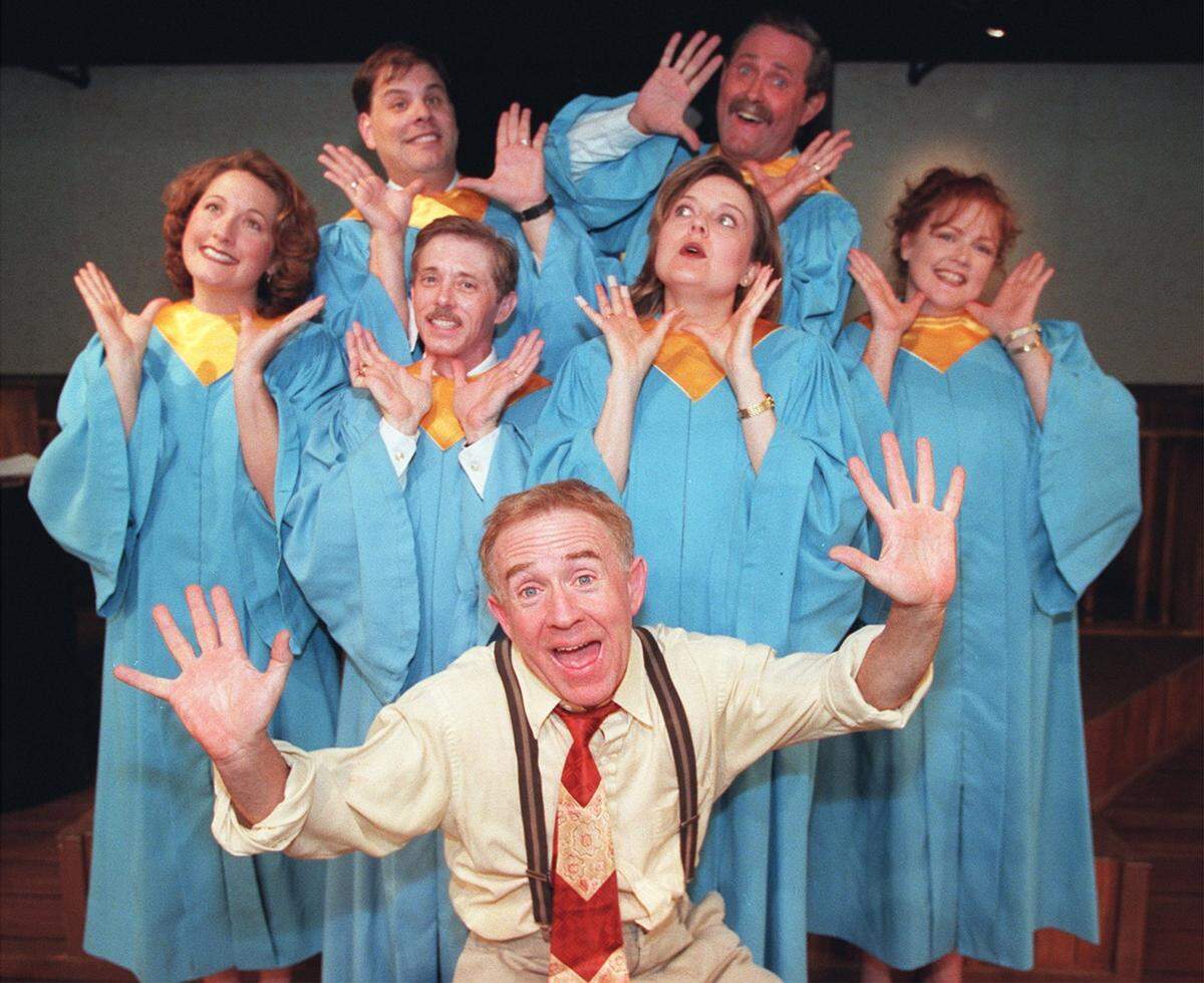 Leslie Jordan and the cast of (Hysterical Blindness and Other Southern Tragedies That Have Plagued My Life Thus Far). Members of the cast, bottom from left: Genifer Green, Jeff Heald, Darla Robertson, Dayna Fowler. Back row, Steven D. Morris and Terry D. Seago. The play was performed at Circle Theatre