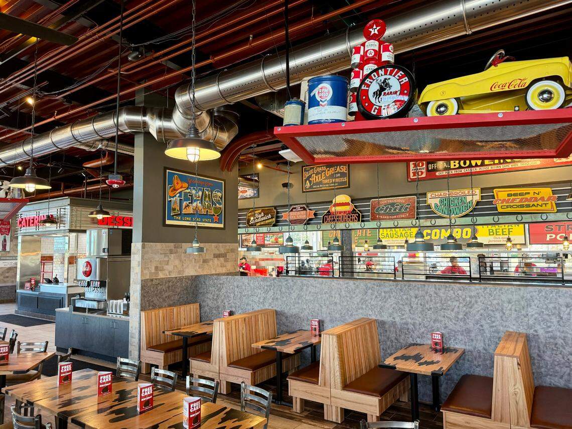 The dining room at Portillo’s, known for Chicago hot dogs and Italian beef, in south Arlington.