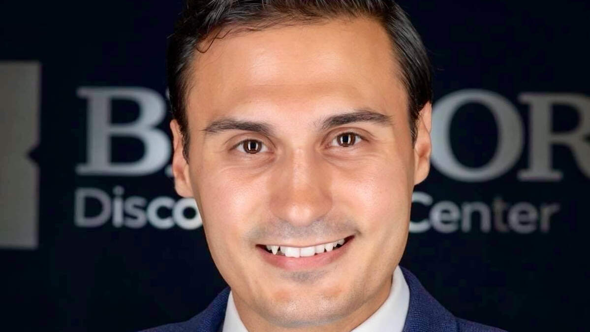 Dan Cogan appears poised to keep his title as Bedford mayor.