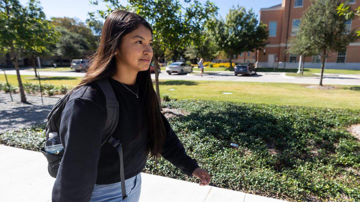 Lizbeth Maldonado struggled through the end of high school and the college application process due to the COVID-19 pandemic, which claimed the life of her father. She’s now a sophomore at TCU.