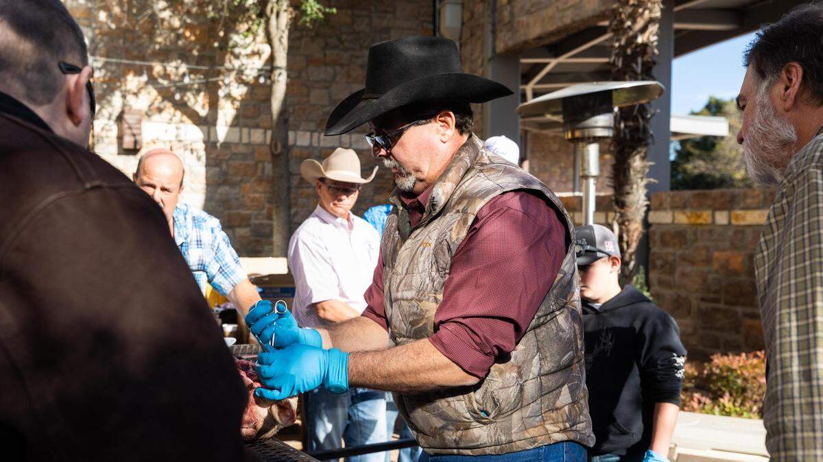 A deadly disease threatens Texas deer breeding. This researcher may have a solution