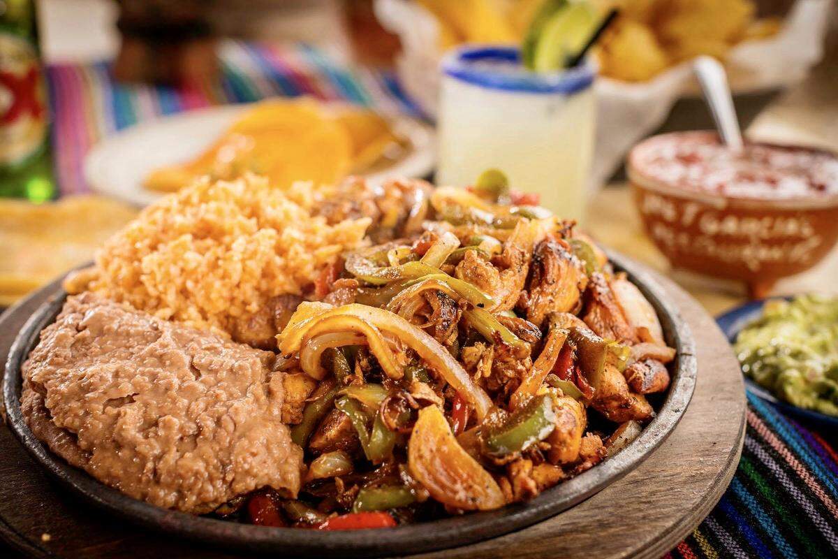 A fajitas dinner at Joe T. Garcia’s,