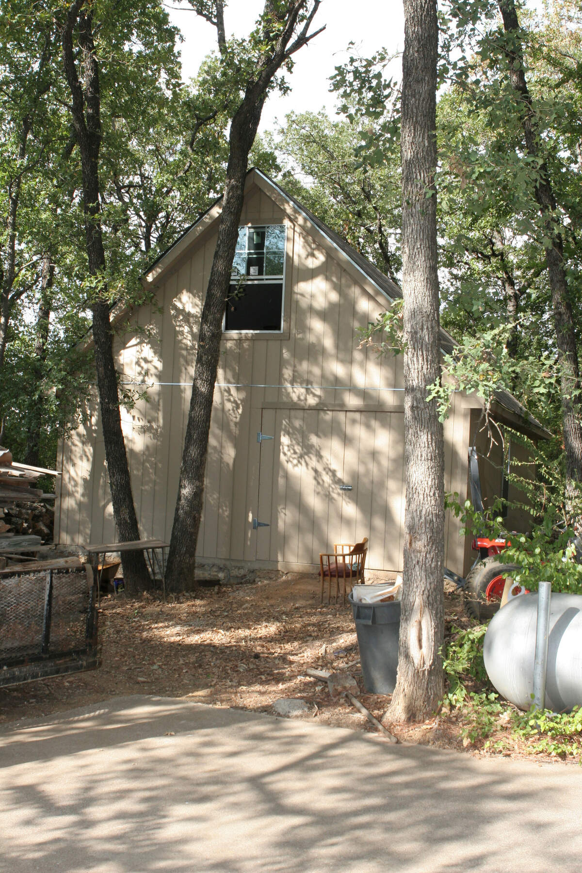 The exterior of a shed in Arlington where Amber Wyatt reported that she was raped, in a 2006 police evidence photo.