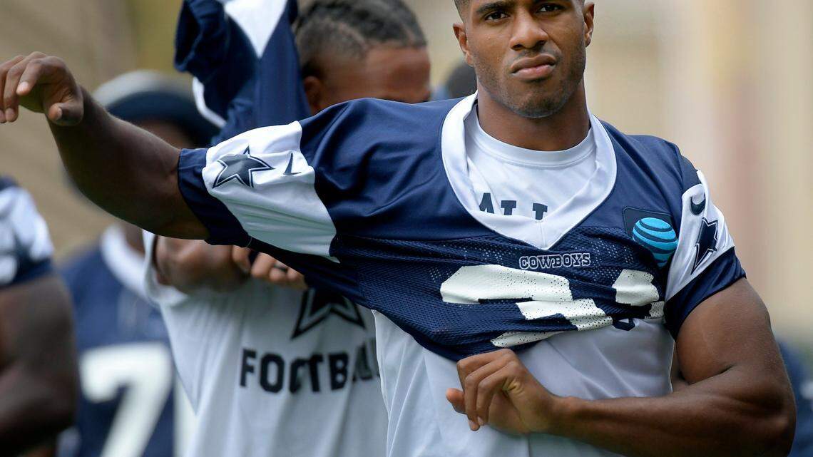 Dallas Cowboys cornerback Byron Jones (31) takes the field before the morning walk through at training camp in Oxnard, CA, Thursday, July 26, 2018.  