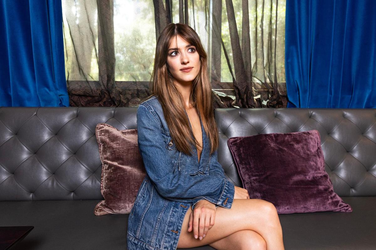 Daisy Edgar-Jones, the lead actress in the new ‘Twisters’ movie, is photographed at the Rattlesnake bar inside the Ritz-Carlton Hotel in Dallas on Thursday, June 20, 2024.