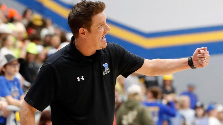 PHOTOS: Peaster Greyhounds beat Brock Eagles in boys basketball showdown