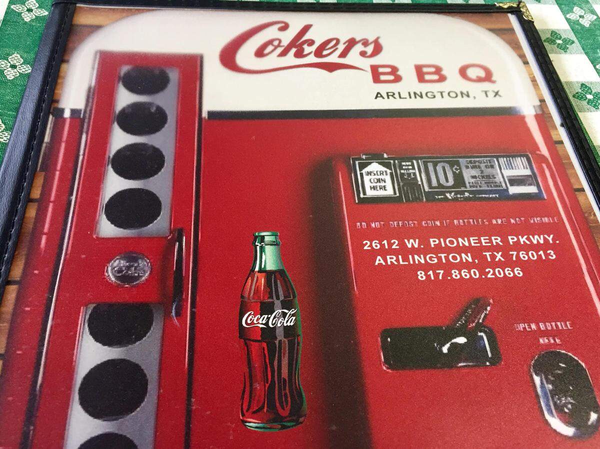 Arlington mainstay Main Street Cafe has applied to move into Coker’s Pit Bar-B-Q, another iconic eatery, Pantego city officials confirmed Wednesday.