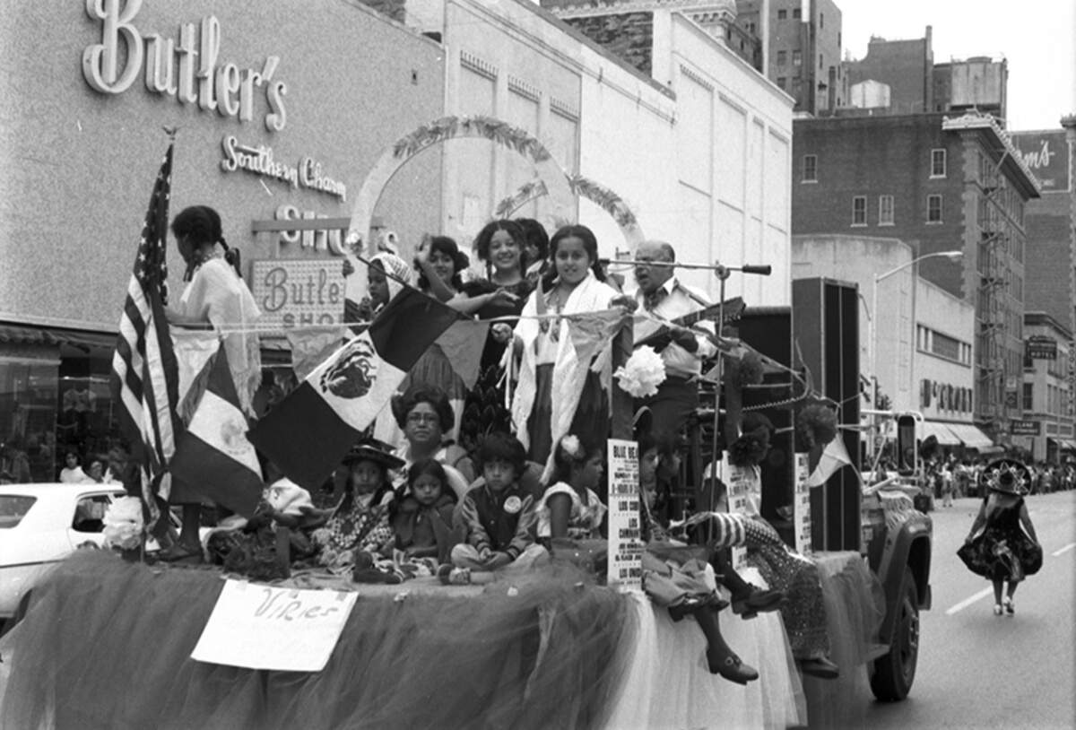 Sept. 14, 1975: Mexican Independence Day parade float in downtown Fort Worth
