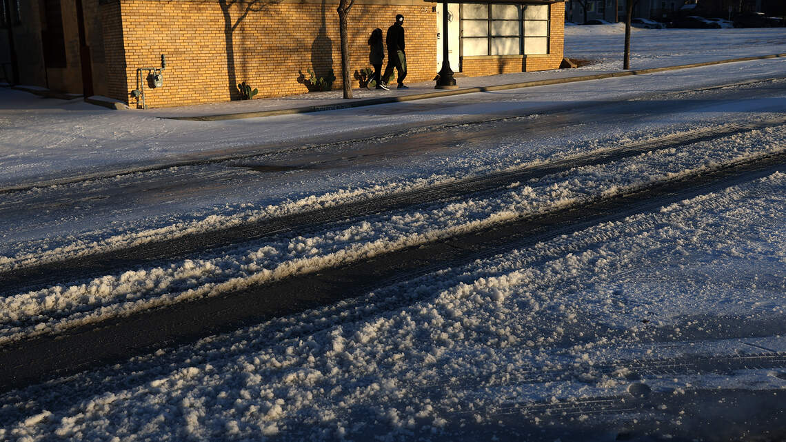 Monday Updates: Icy roads, freezing fog, power outages, groceries, Fort Worth forecast