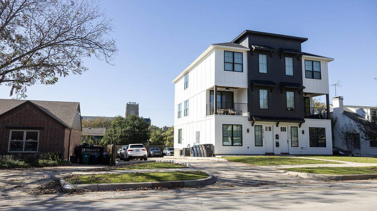 A large duplex on Forest Park Boulevard in Fort Worth on Wednesday, Nov. 26, 2025. The City Council is weighing a proposal that would limit multifamily “stealth dorm” units in the neighborhood near TCU.