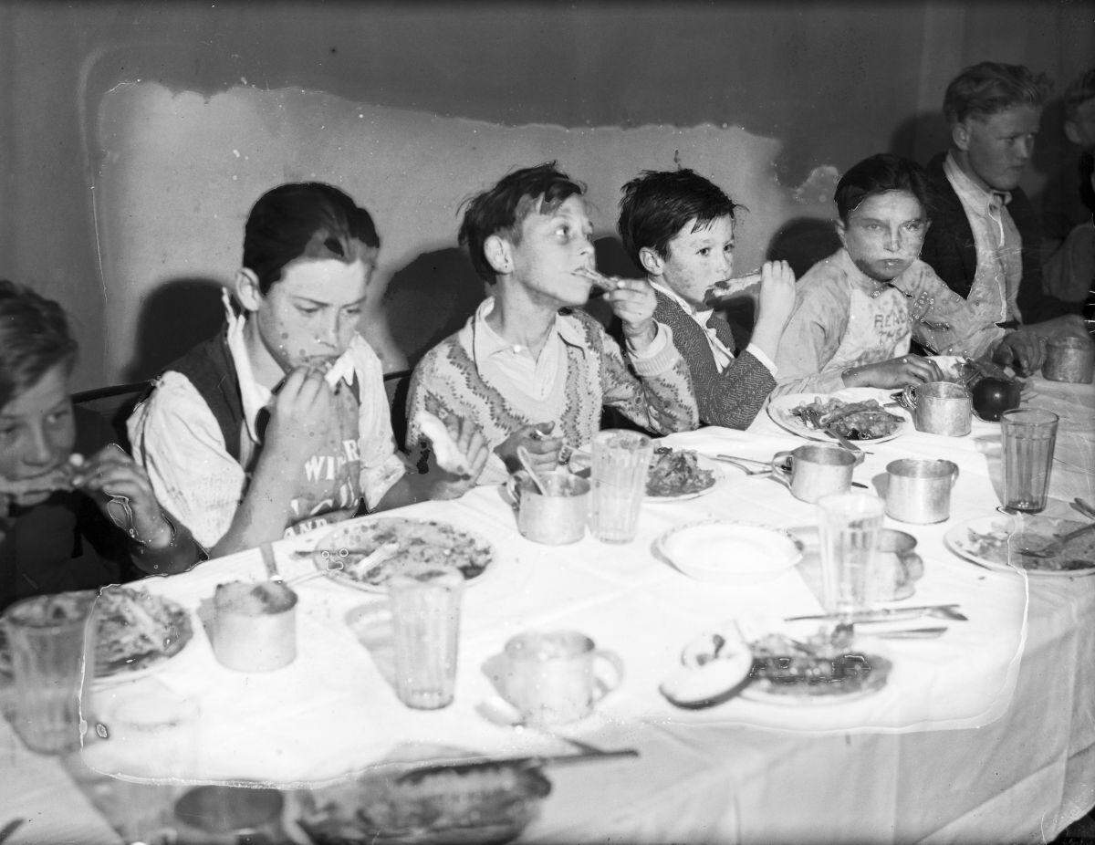 Fort Worth Star-Telegram newsboys enjoy a Thanksgiving luncheon at the Elks Lodge in 1932.