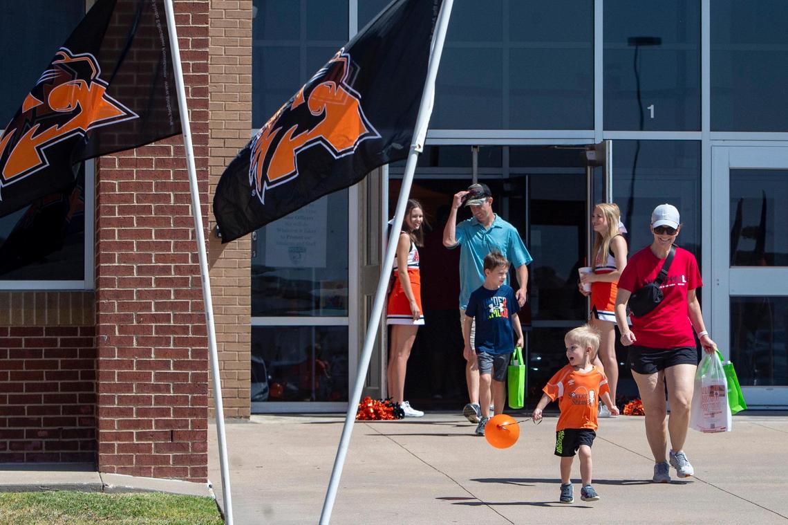 Families leave a welcome event for the new school year at Aledo High School in August. Aledo’s population has grown 98% since 2010.