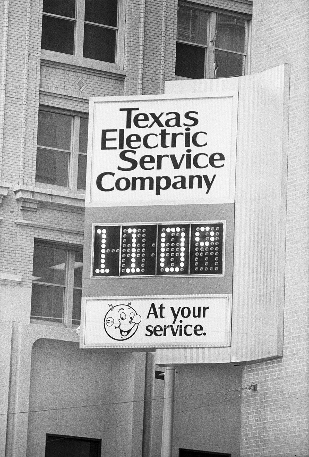 June 26, 1980: The temperature gauge reads 110 degrees on the Texas Electric Service Co. sign in downtown Fort Worth.