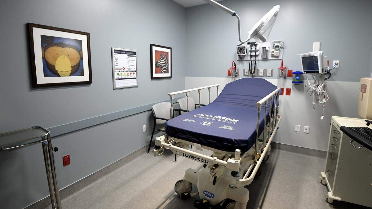 A file photo of an exam room in the emergency department of Medical City Fort Worth. The hospital system’s location in Alliance is expanding its ER.
