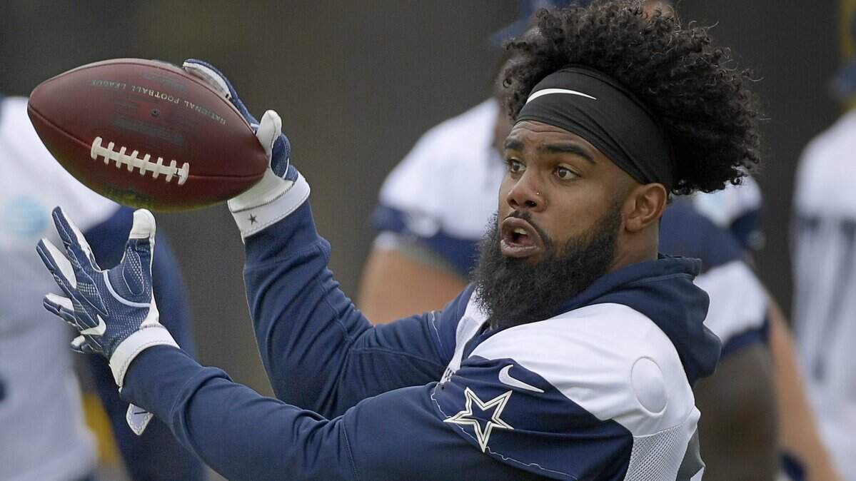 Dallas Cowboys running back Ezekiel Elliott, at Thursday’s morning walk-through practice, says he has no problem following the edict of owner Jerry Jones’ policy to stand for the national anthem.