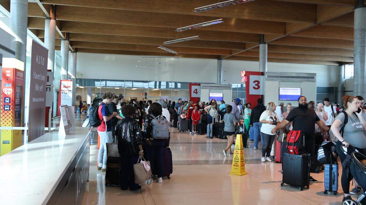 Dallas Love Field airport is preparing for a busy travel weekend in light of the Labor Day holiday.