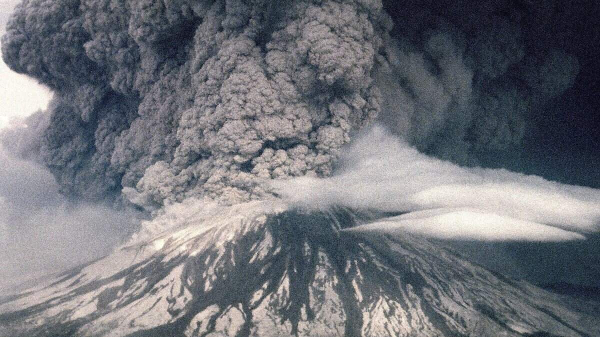 Mount St. Helens erupts at 8:32 a.m. on Sunday, May 18, 1980. Photo by Bob Rudsit / Staff photographer / The News Tribune