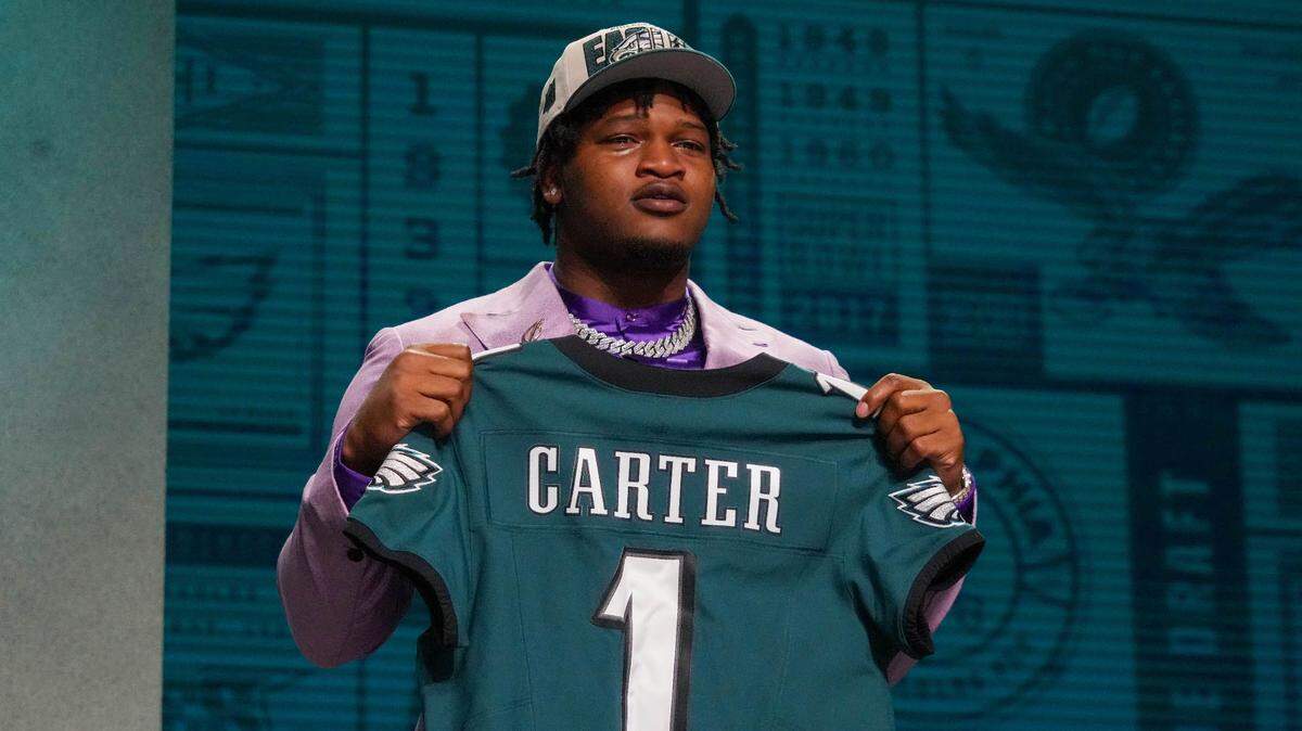 Apr 27, 2023; Kansas City, MO, USA; Georgia defensive lineman Jalen Carter on stage after being selected by the Philadelphia Eagles ninth overall in the first round of the 2023 NFL Draft at Union Station. Mandatory Credit: Kirby Lee-USA TODAY Sports