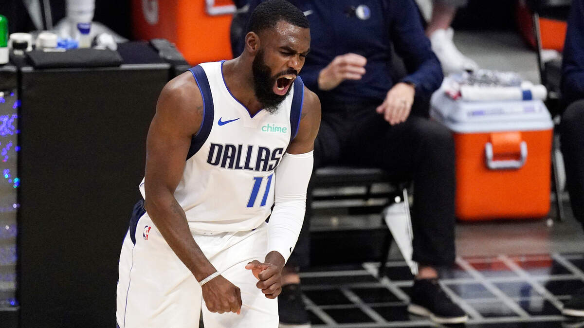 Dallas Mavericks forward Tim Hardaway Jr. celebrates during the first half in Game 1 of an NBA basketball first-round playoff series against the Los Angeles Clippers Saturday, May 22, 2021, in Los Angeles. (AP Photo/Mark J. Terrill)
