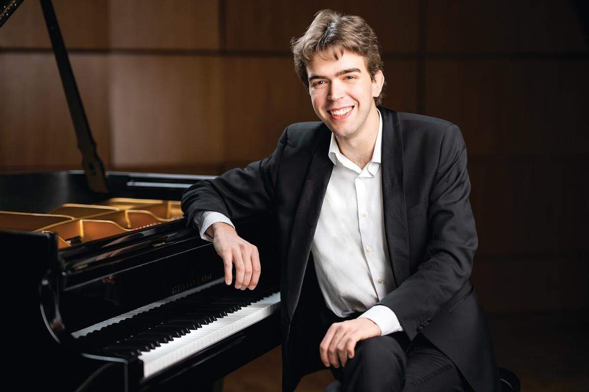 Young Concert Artist Albert Cano Smit photographed at Steinway Hall, 1/9/2020.