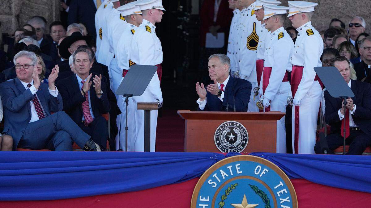 Texas Gov. Greg Abbott, right, and Lt. Gov. Dan Patrick, left, during their inauguration ceremony in Austin on Tuesday.