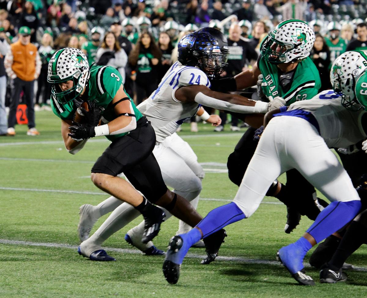 Southlake Carroll running back Davis Penn (3) takes it in for six during the first half of a UIL Conference 6A Division 2 quarterfinal football playoff game at Choctaw Stadium in Arlington, Texas, Saturday, Dec. 02, 2023.
