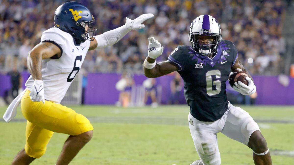 TCU running back Zach Evans endorsed Deion Sanders as the Horned Frogs next coach in a social media post on Friday.