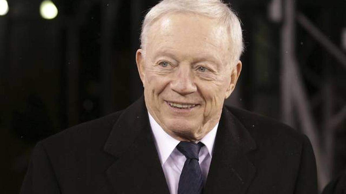 Dallas Cowboys Jerry Jones is following along with the President’s wishes for NFL players to stand for the National Anthem.