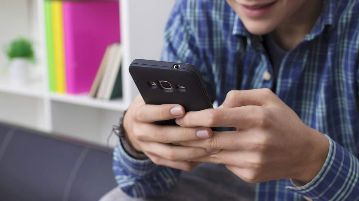 When this Fort Worth high school banned cellphone use, it saw remarkable changes
